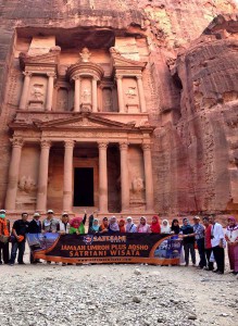 petra-jordania-satriani-wisata